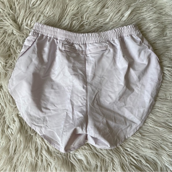 NU-IN Active Pale Pink Polyester Running Shell Shorts 005-00316-0028 EUC Size S - Picture 2 of 6